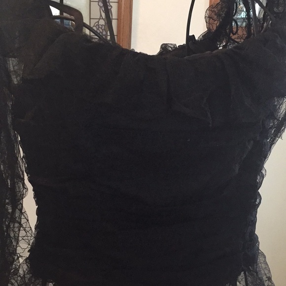 Black lace top - Picture 8 of 8